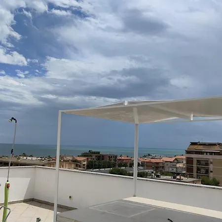 Luxury Sea View Porto SantʼElpidio