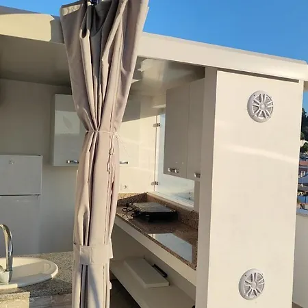 Luxury Sea View Apartament